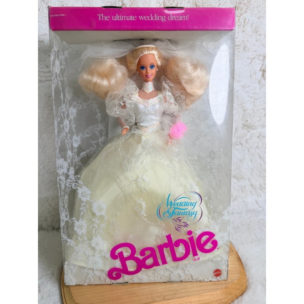 Vintage 1989 Wedding Fantasy Barbie Doll 2125 Mattel Iridescent Gown NIB